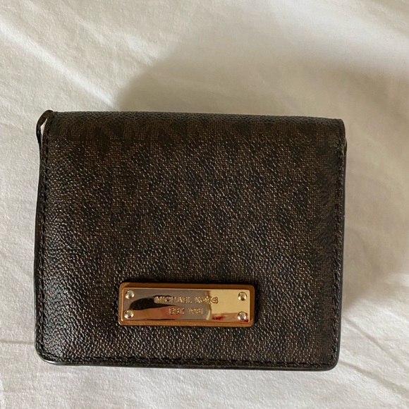 Michael Kors Handbags - Michael Kors Wallet